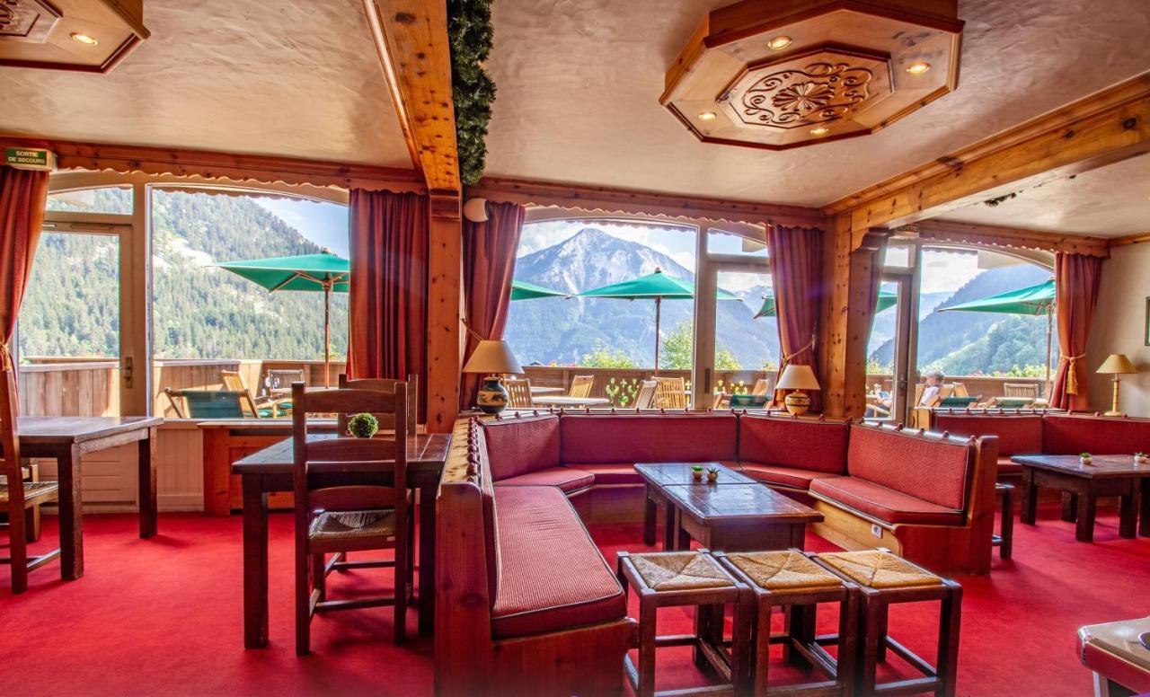 Hotel Ancolie - Champagny En Vanoise La Plagne Exterior photo